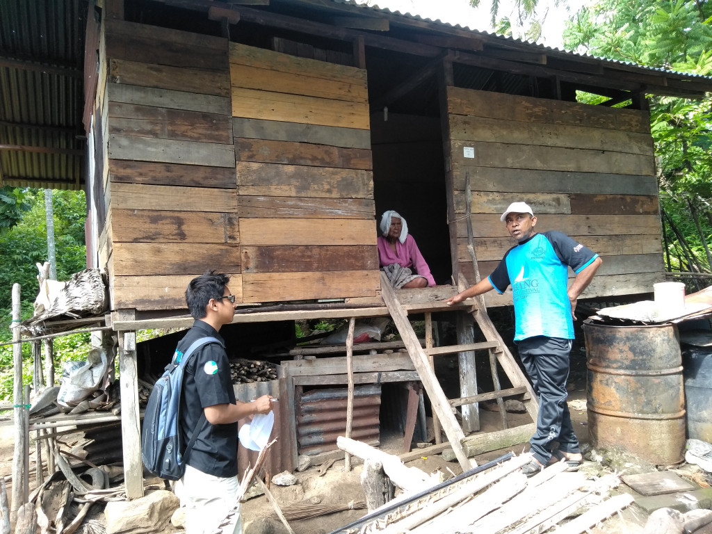 Bulusukan Keuchik ke rumah warga